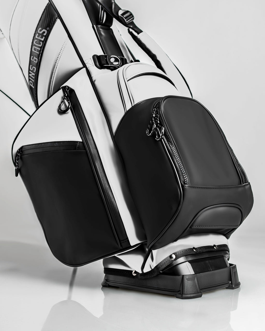 Player Preferred™ Golf Bag – Domino