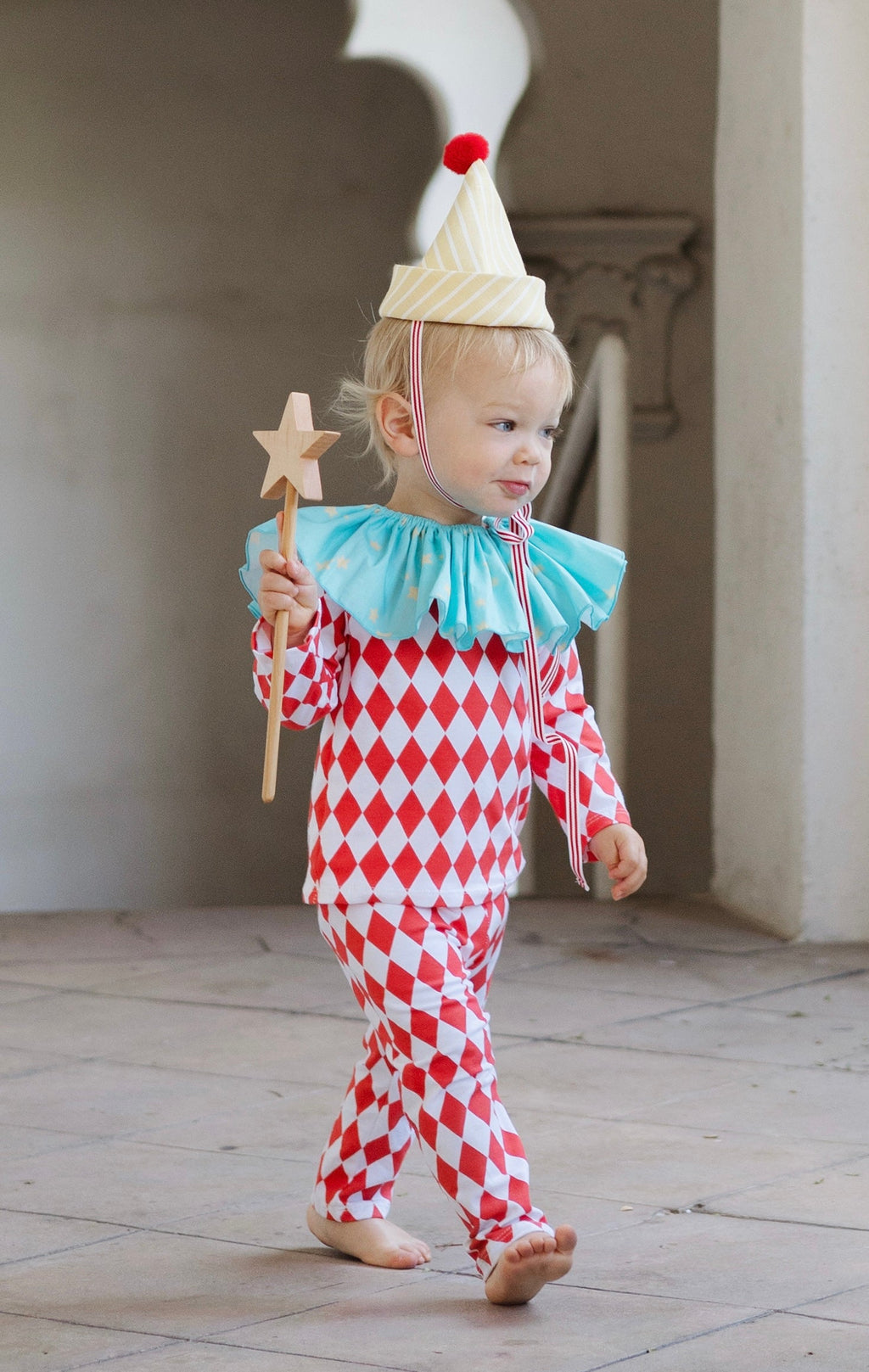 Vintage Harlequin Clown Costume for Kids – product view 3