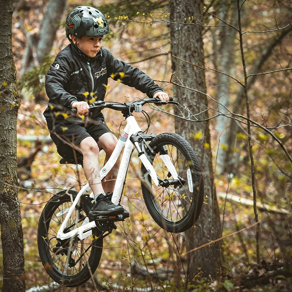 20-Inch Kids 7-Speed Mountain Bike with Front Suspension