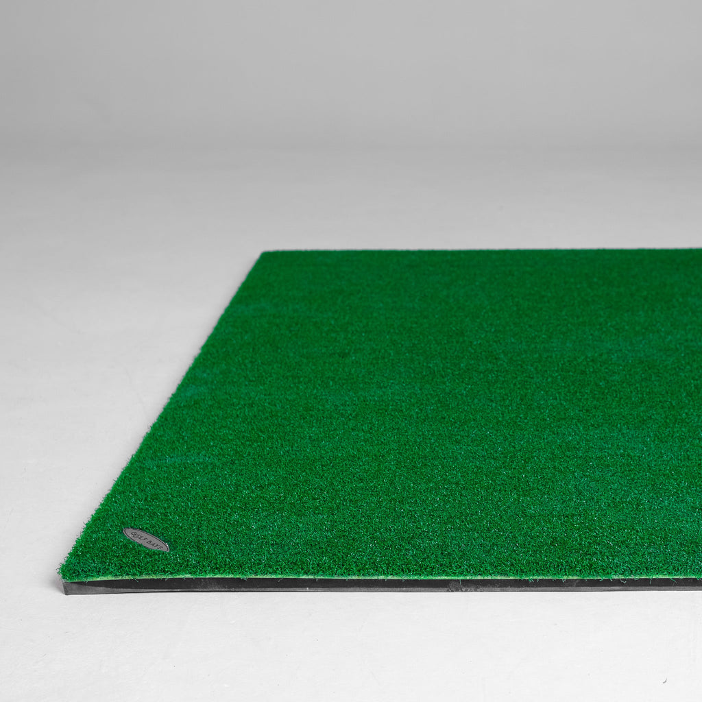 GolfBays Standard Hitting Mat – 4'11 x 4'11
