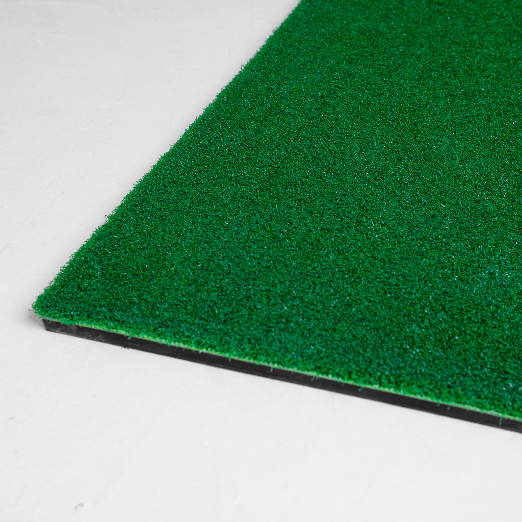 GolfBays Standard Hitting Mat – 4'11 x 4'11