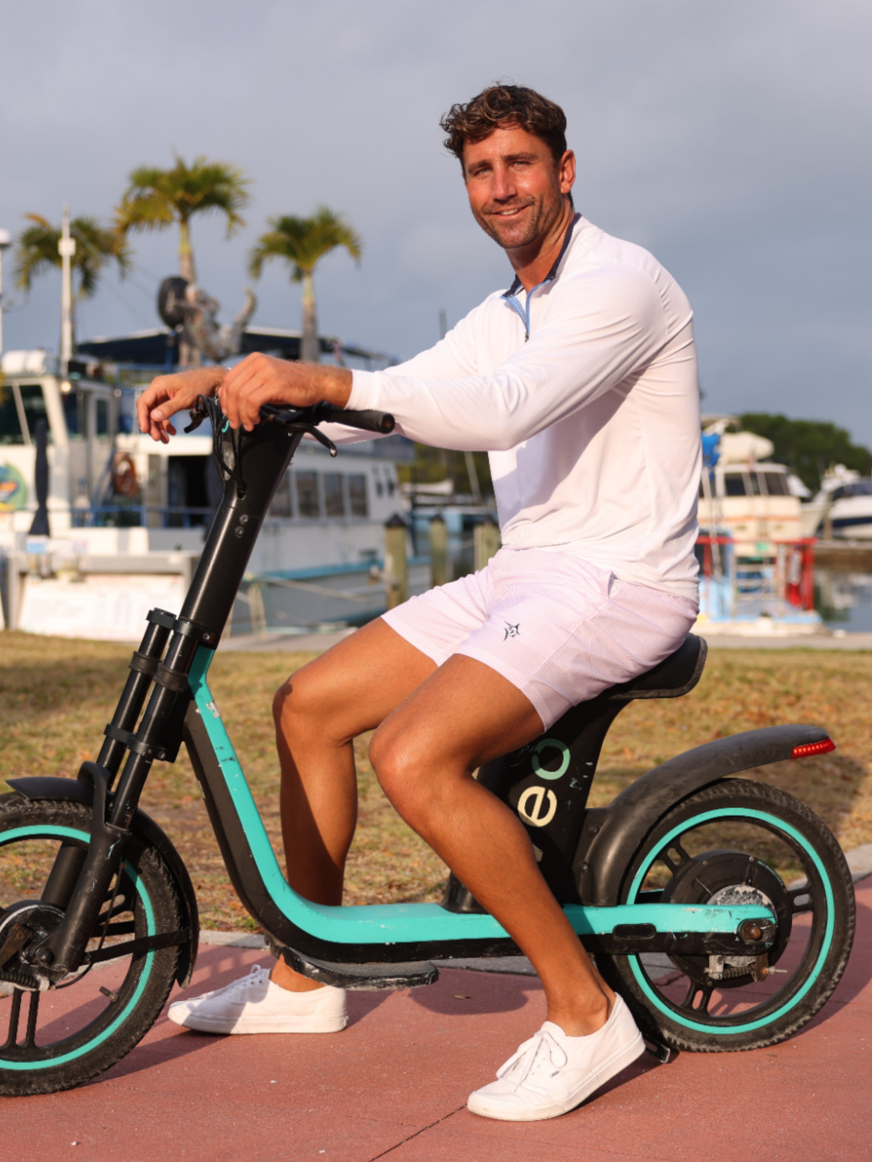 Freeport Performance Shorts – Lavender Seersucker