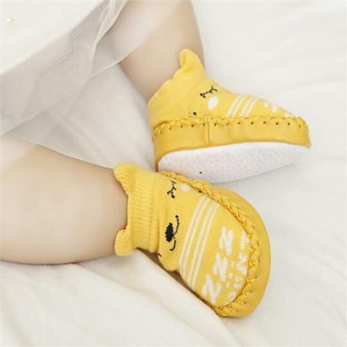 Soft-sole leather baby first walker shoes