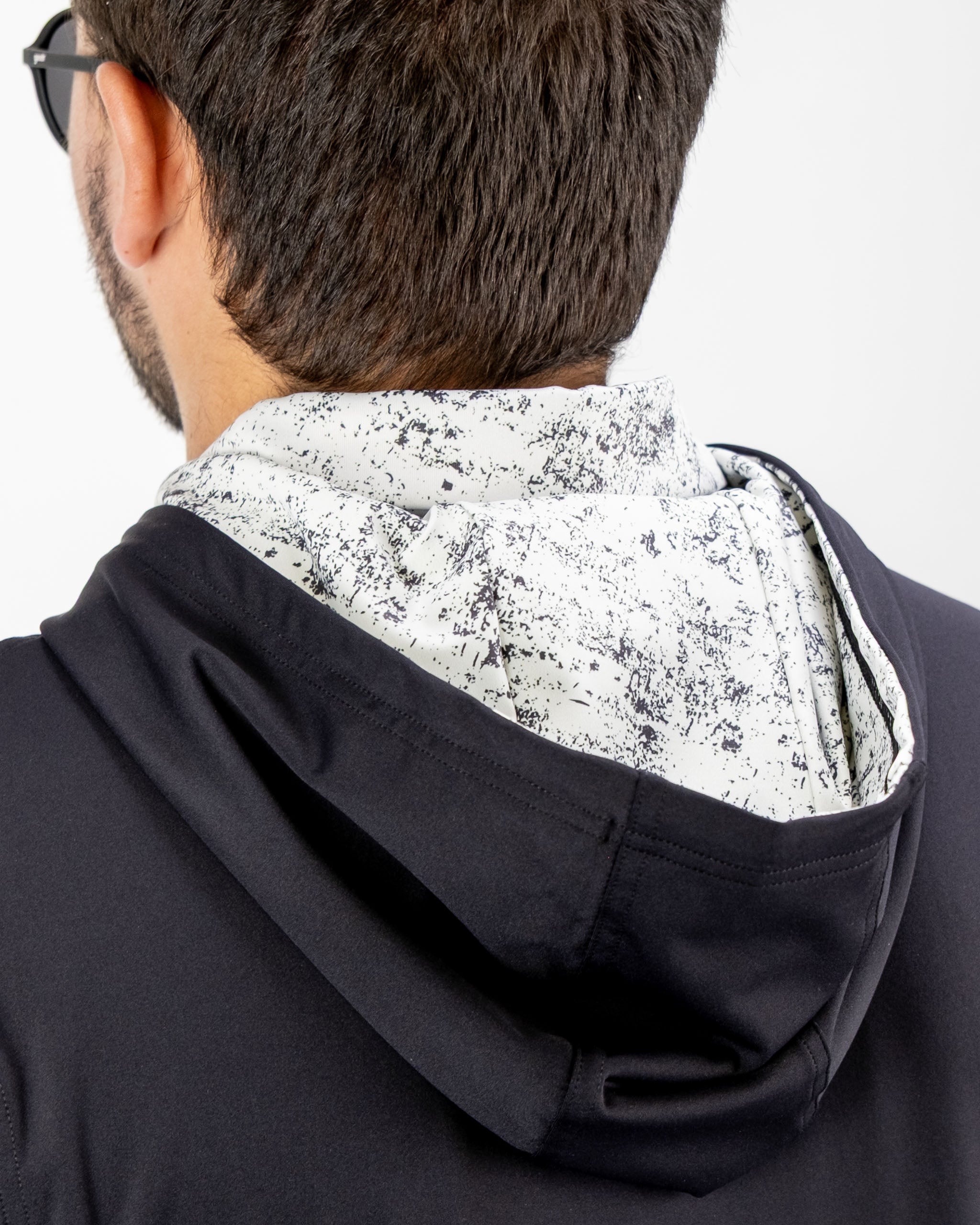 Performance Golf Hoodie – White Noise