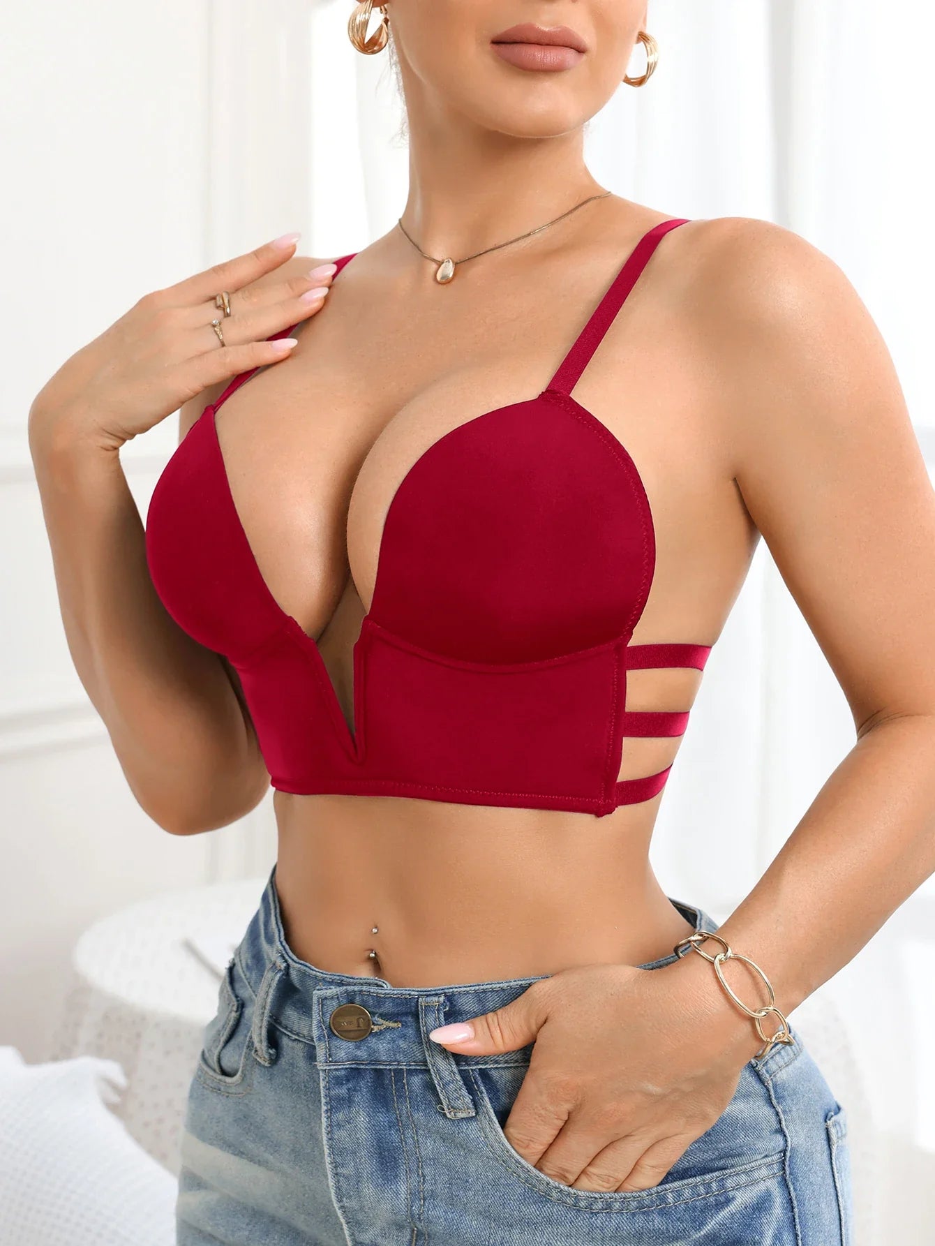 Deep-V Push-Up Underwire Bra