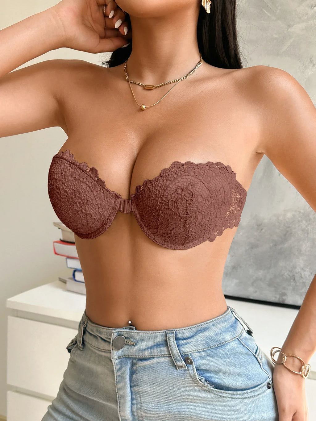 Lace Strapless Front-Clasp Push-Up Bra