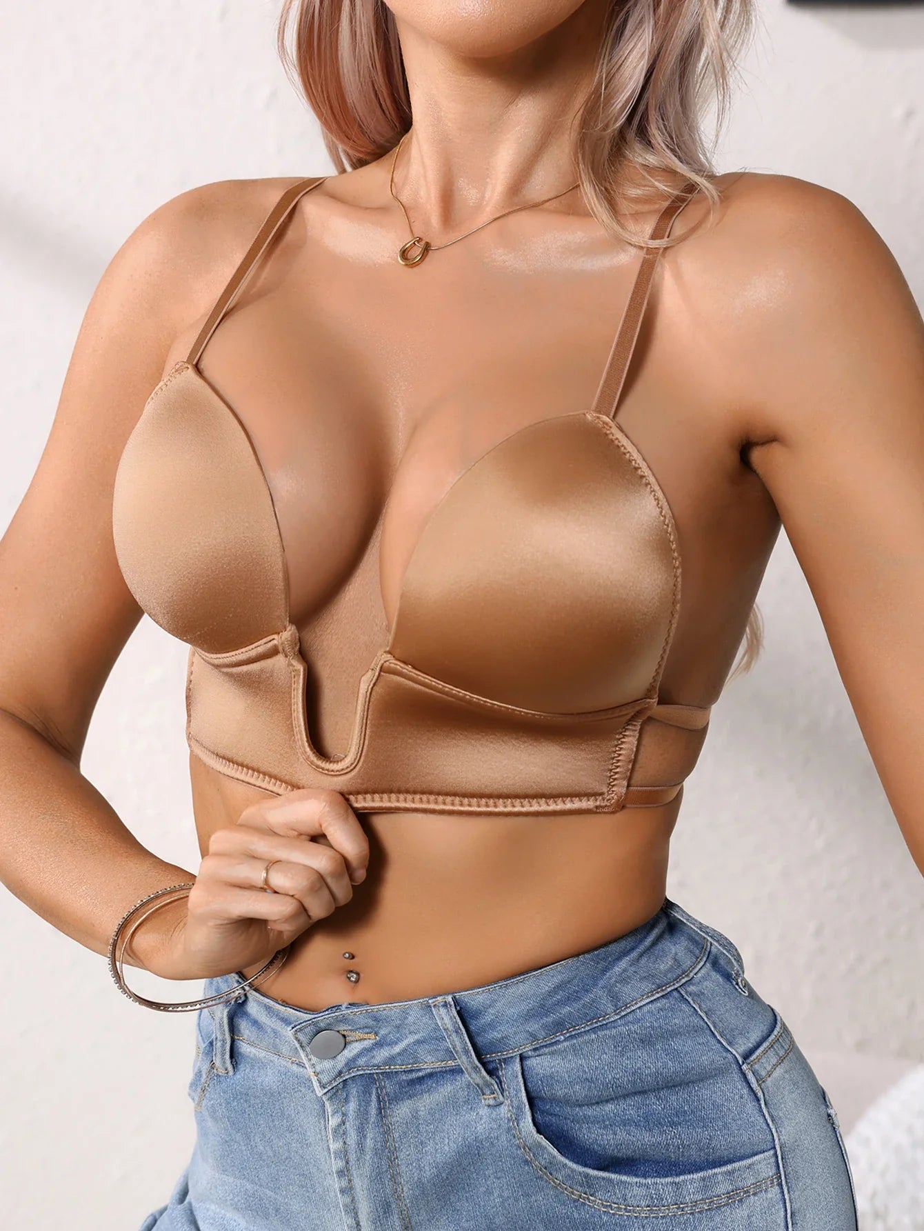 Deep-Plunge Backless Underwire Bra