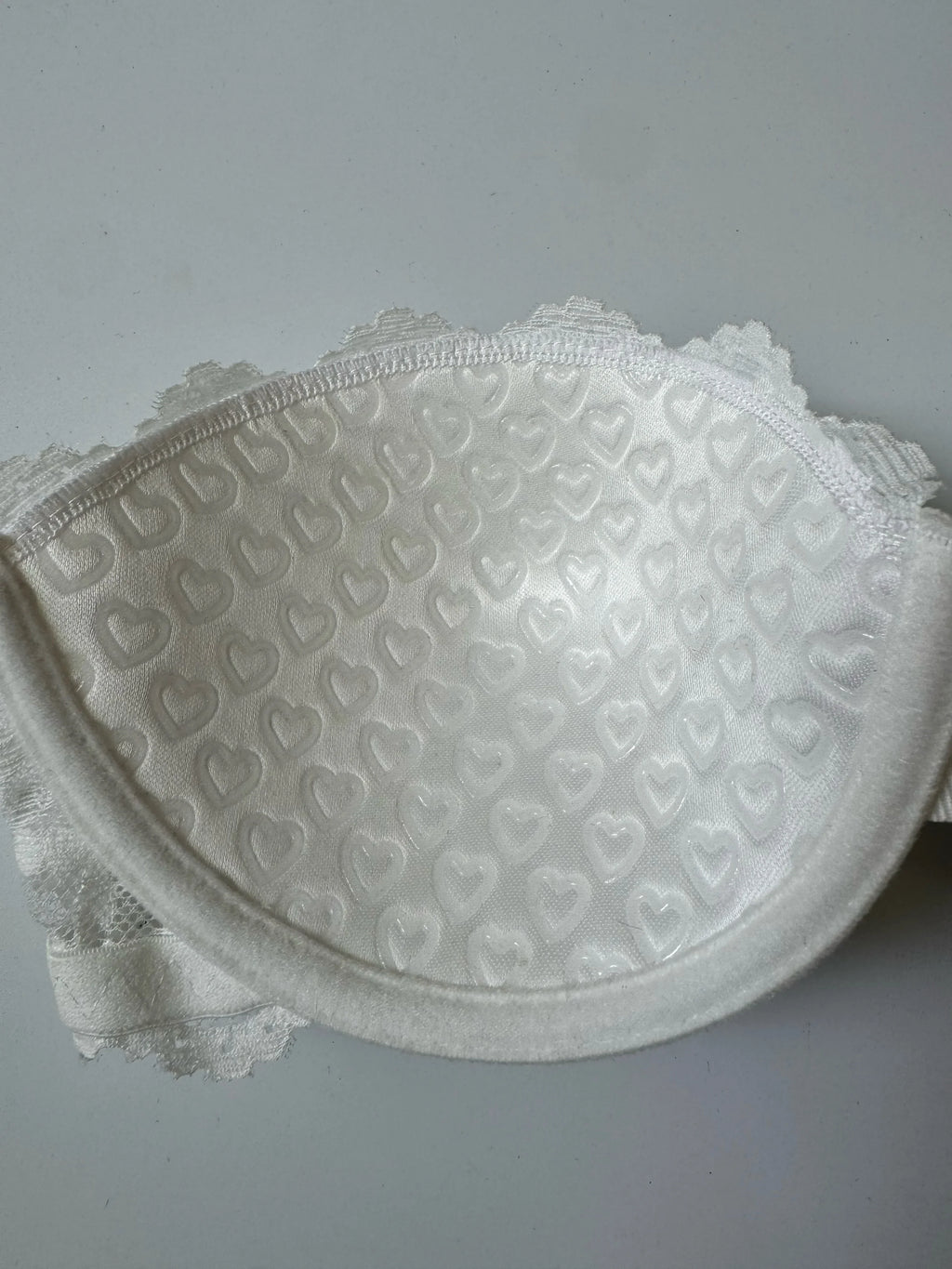 Strapless Lace Front-Closure Push-Up Bra