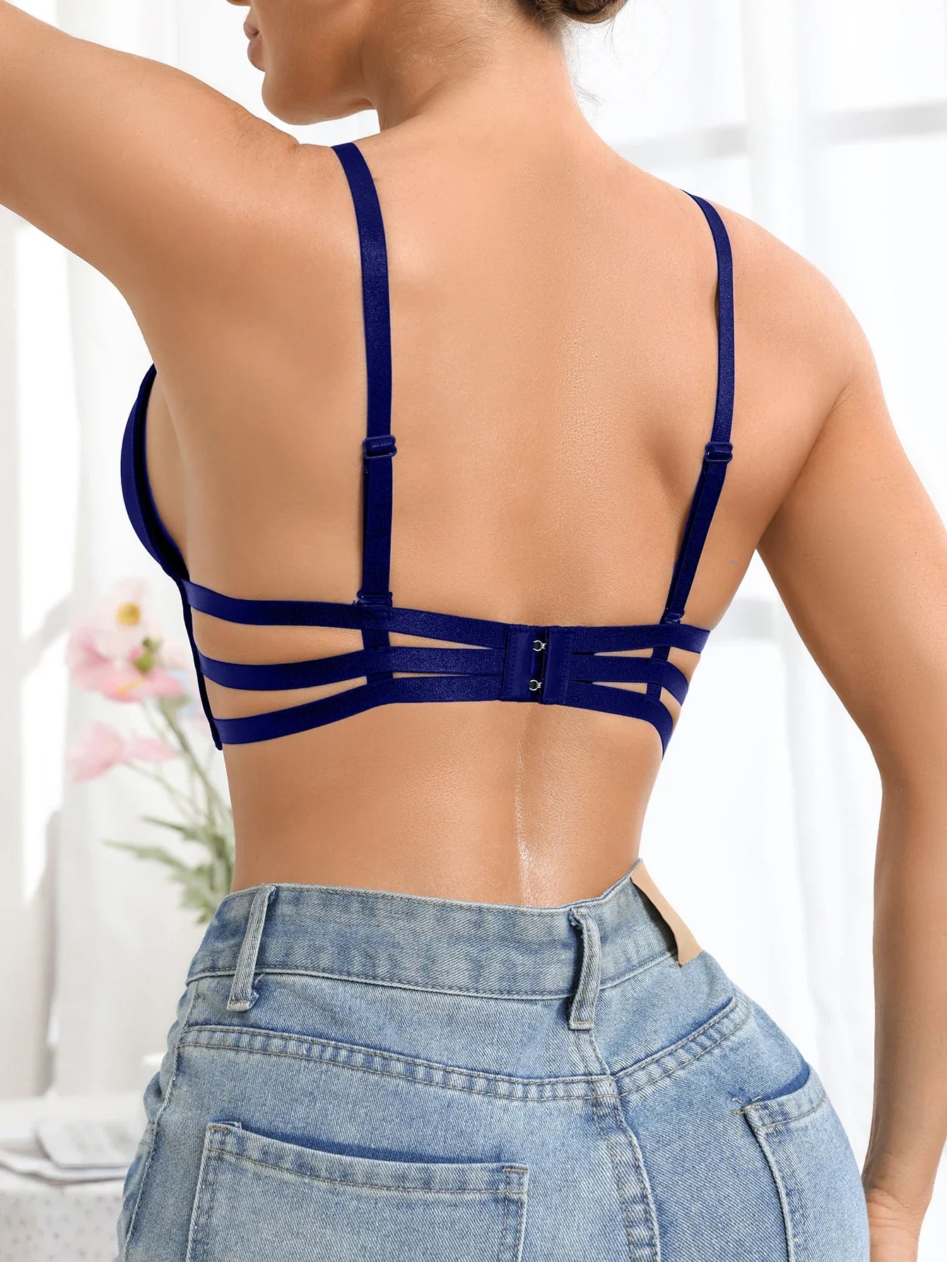 Deep-V Push-Up Underwire Bra
