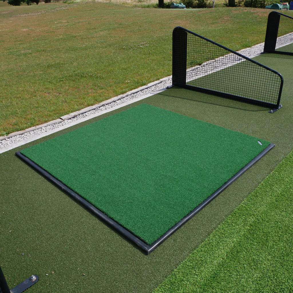 GolfBays Standard Hitting Mat – 4'11 x 4'11