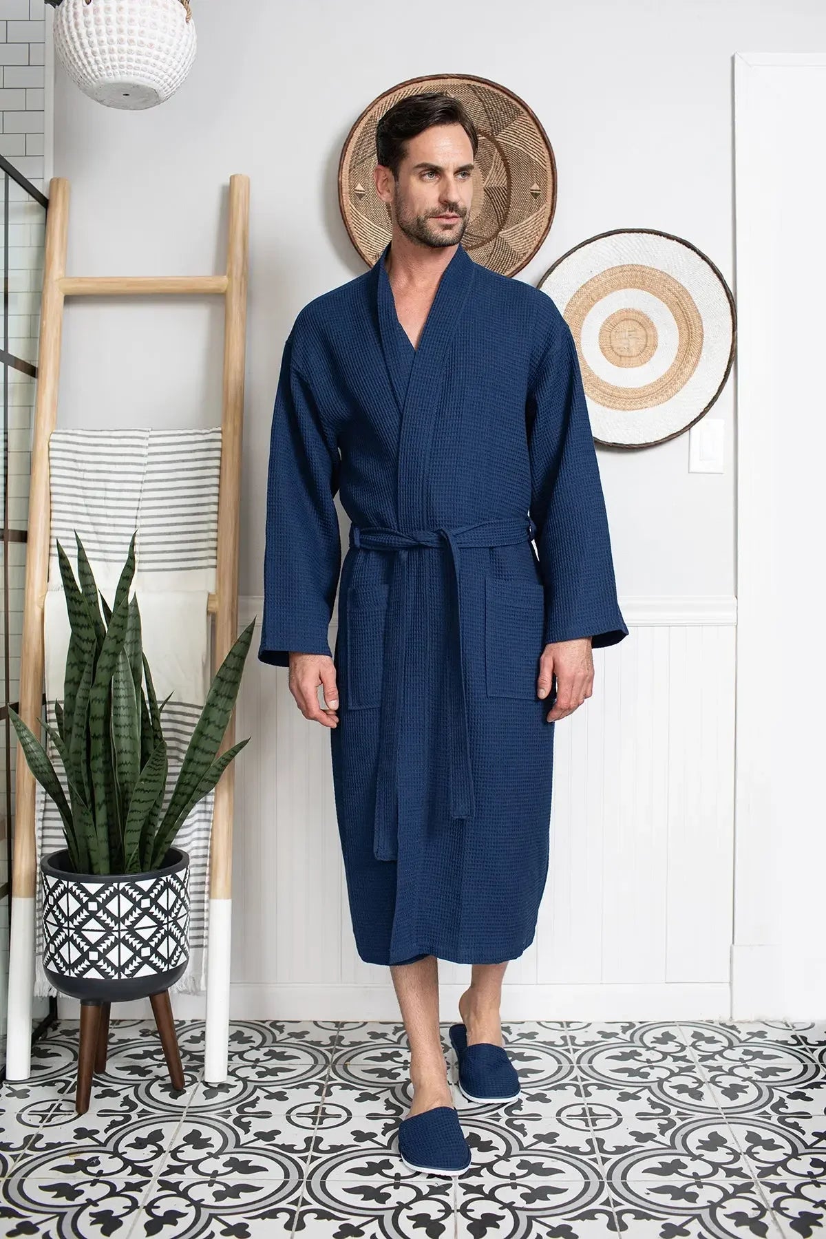 Men’s Lightweight Waffle Spa Robe