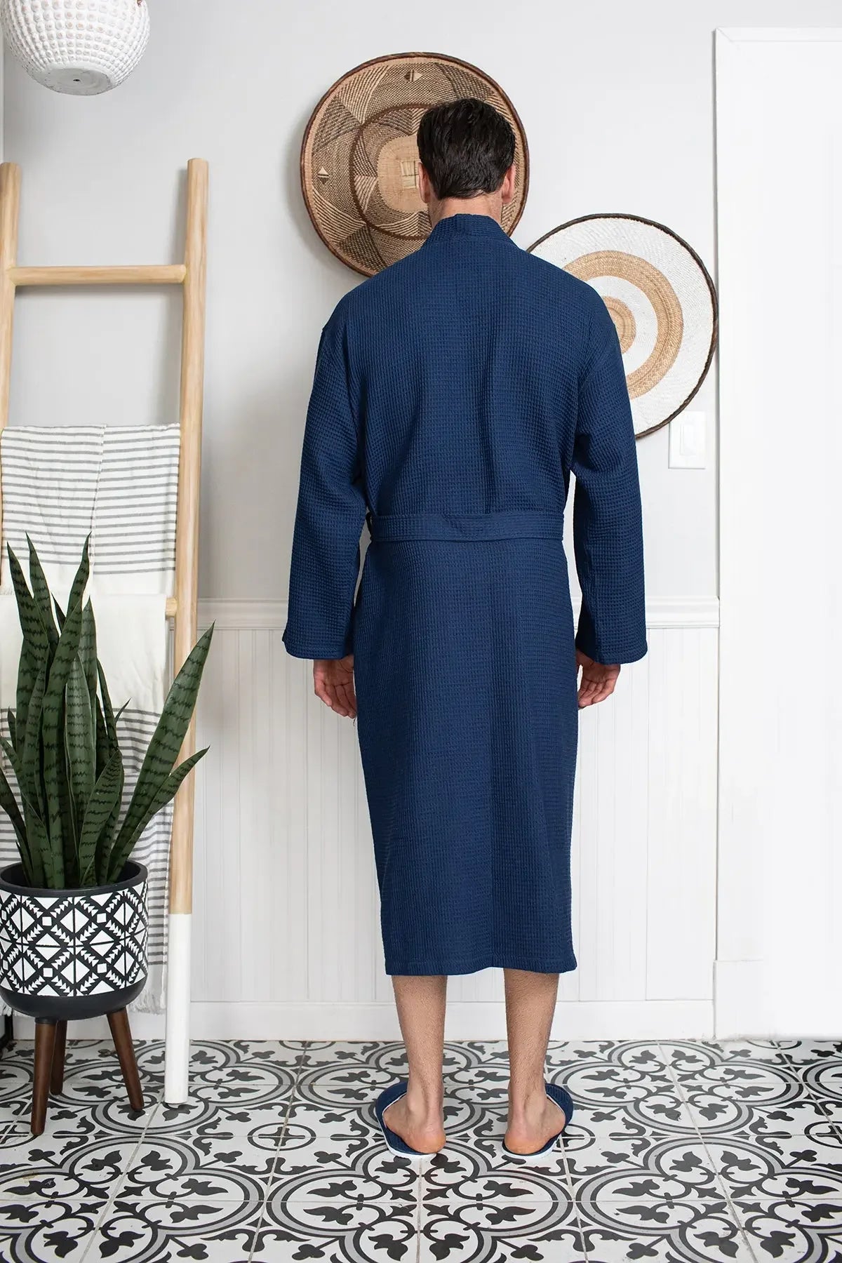 Men’s Lightweight Waffle Spa Robe