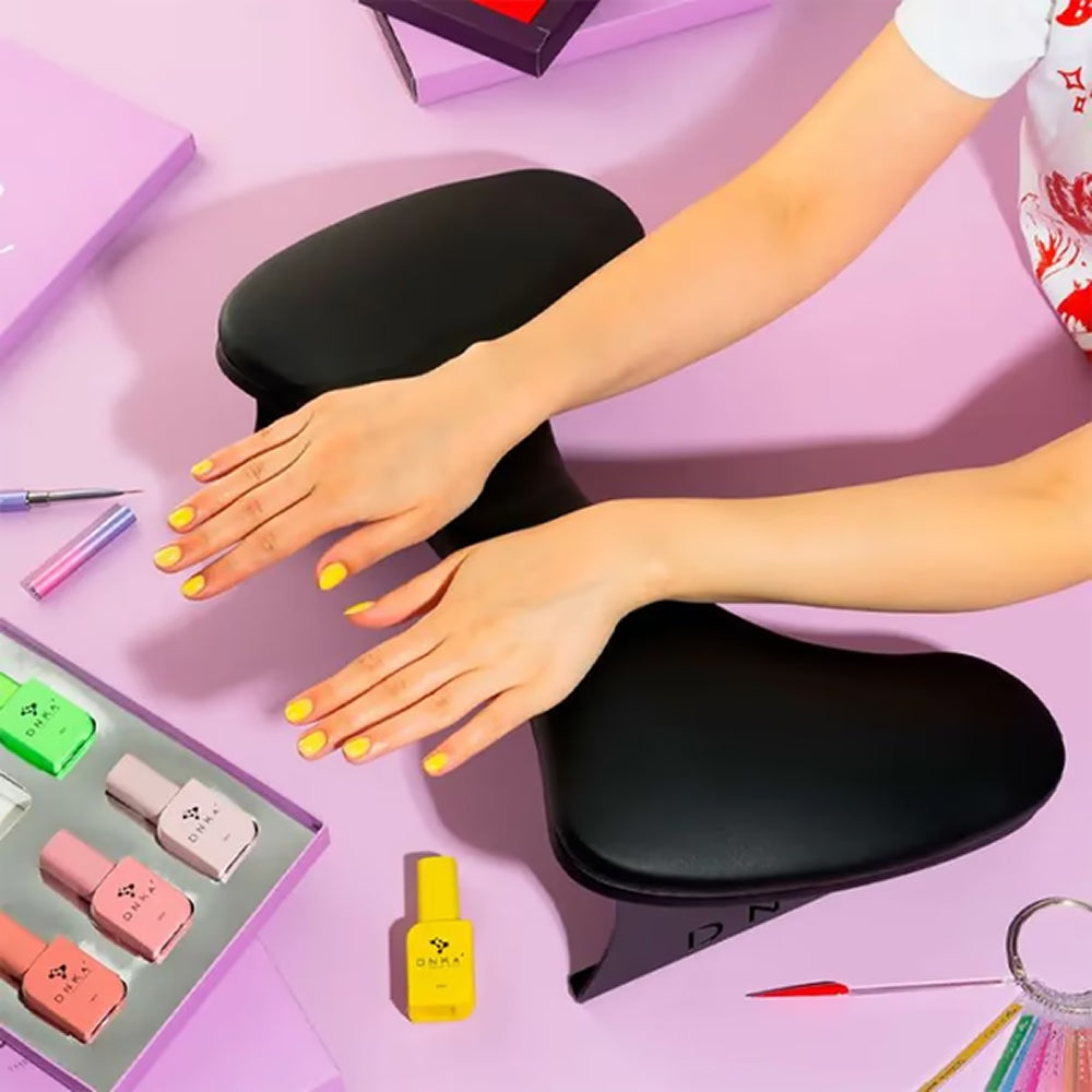 DNKa - Anatomical Armrest for Manicure Black