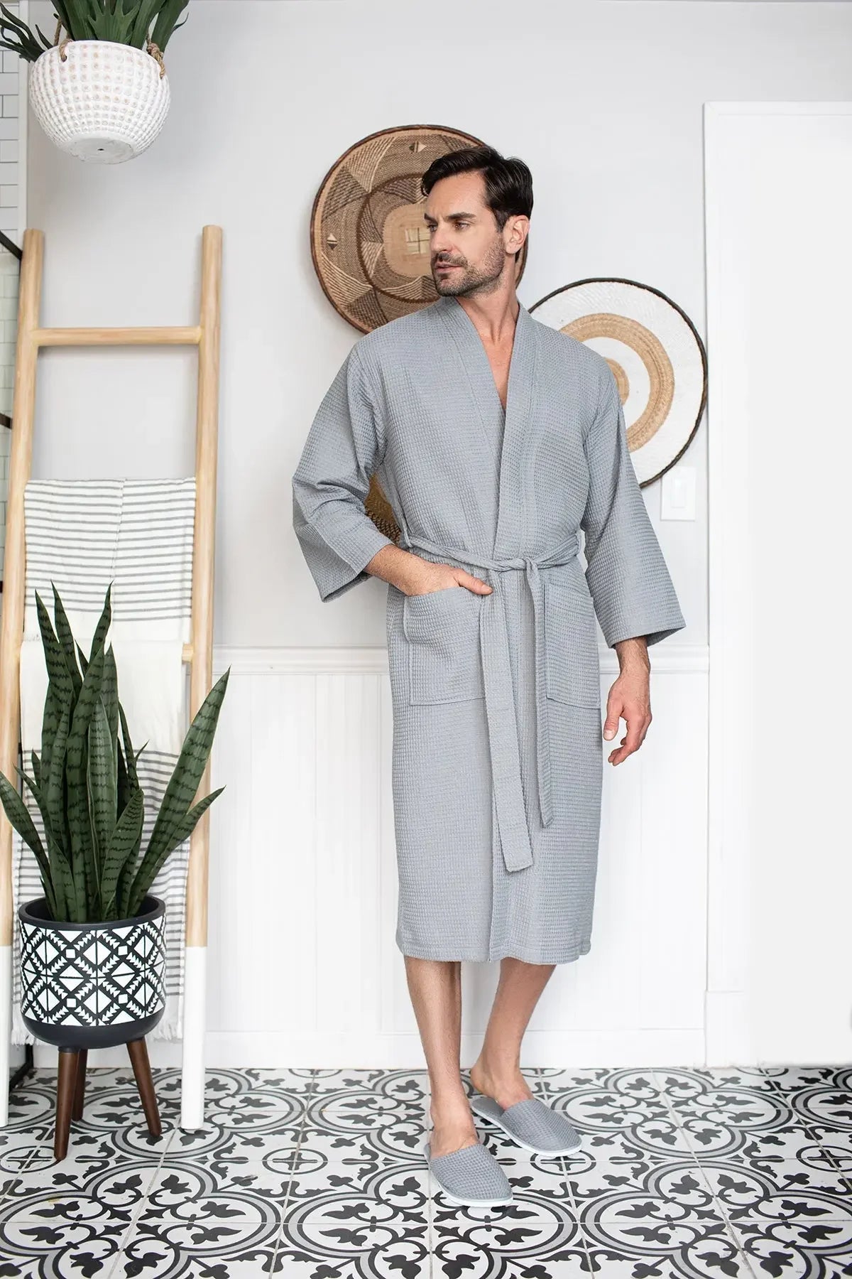 Men’s Lightweight Waffle Spa Robe