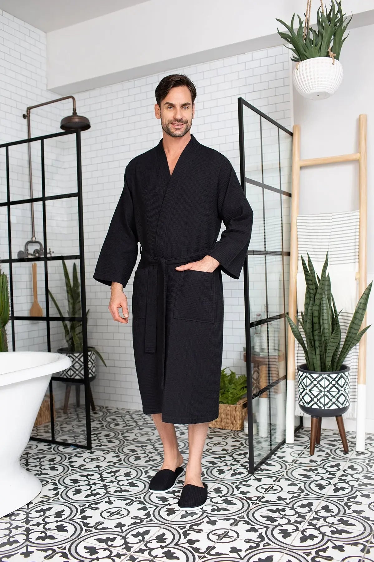 Men’s Lightweight Waffle Spa Robe