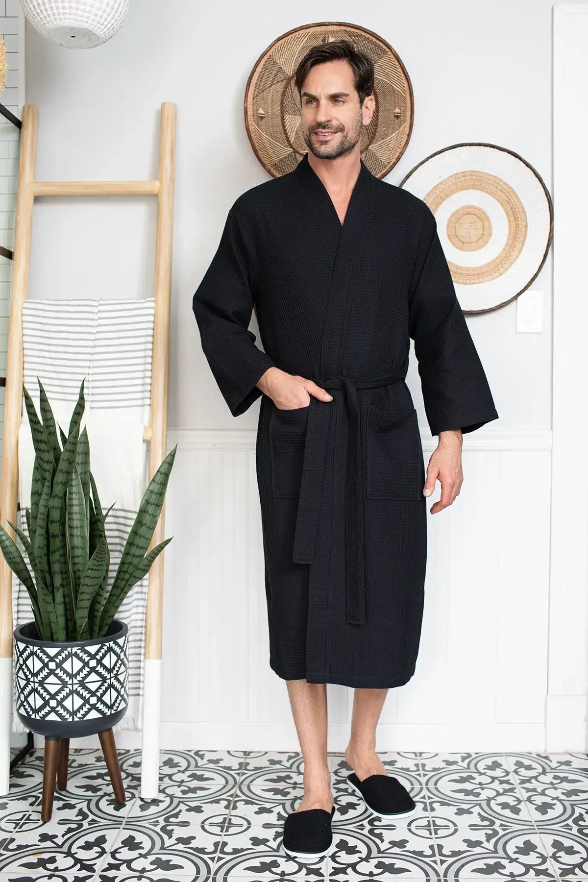 Men’s Lightweight Waffle Spa Robe