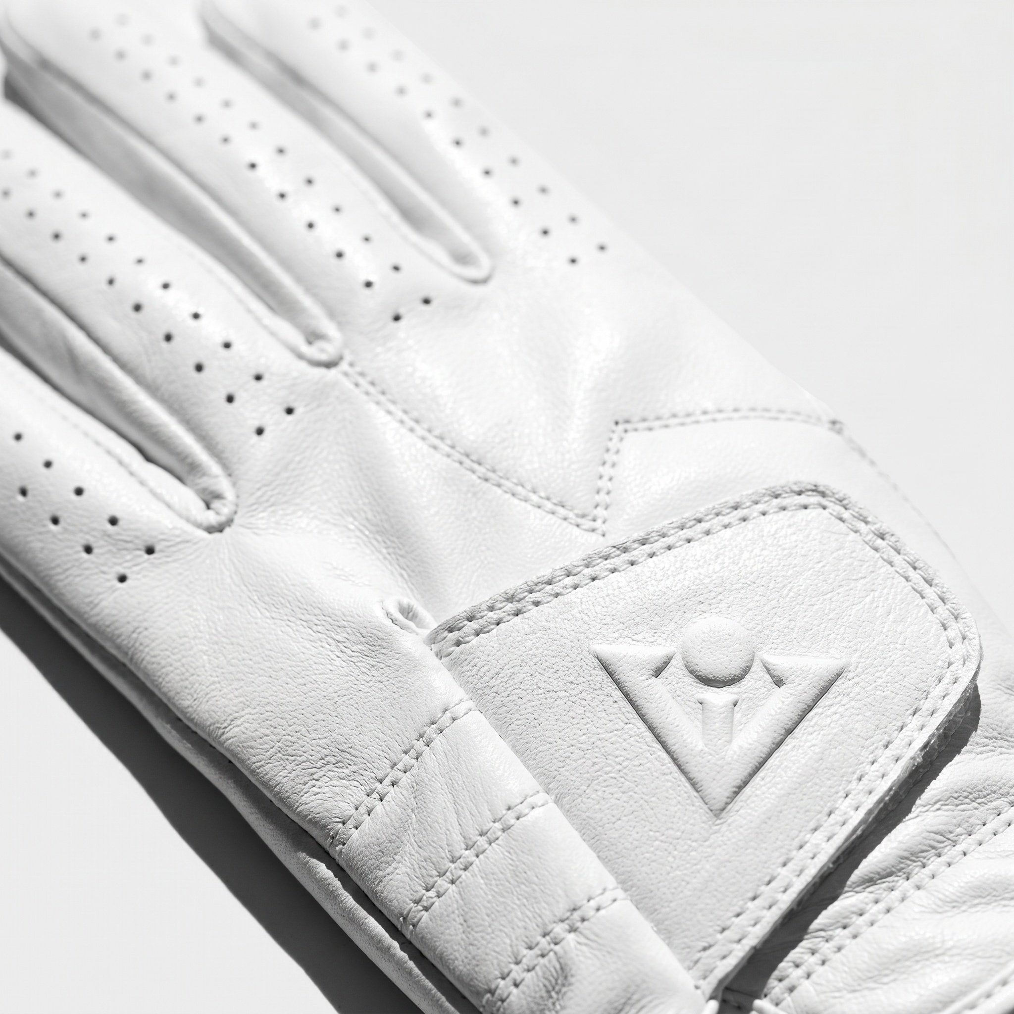 Pure White Men’s Golf Glove